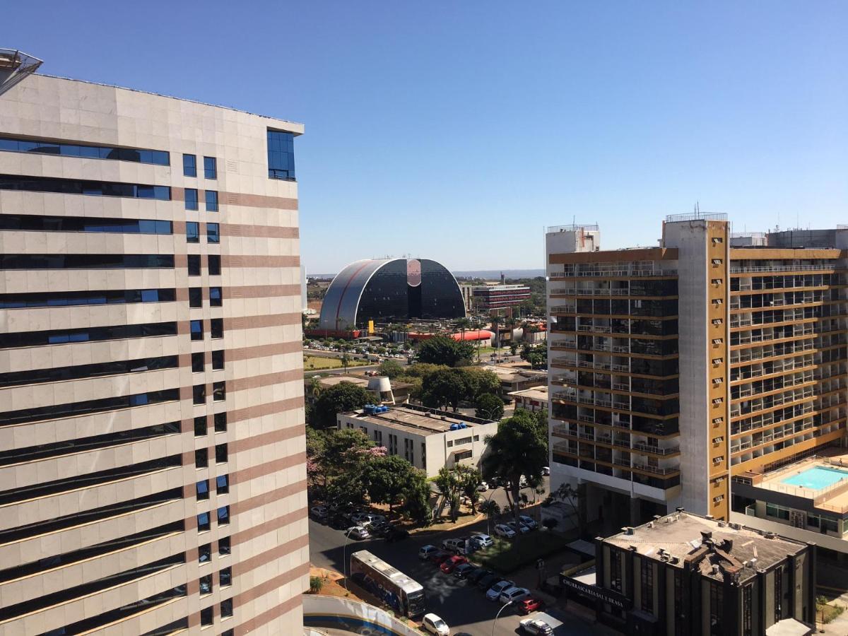 Apart Hotel No Coracao De Brasilia Kubitschek Plaza Exterior photo
