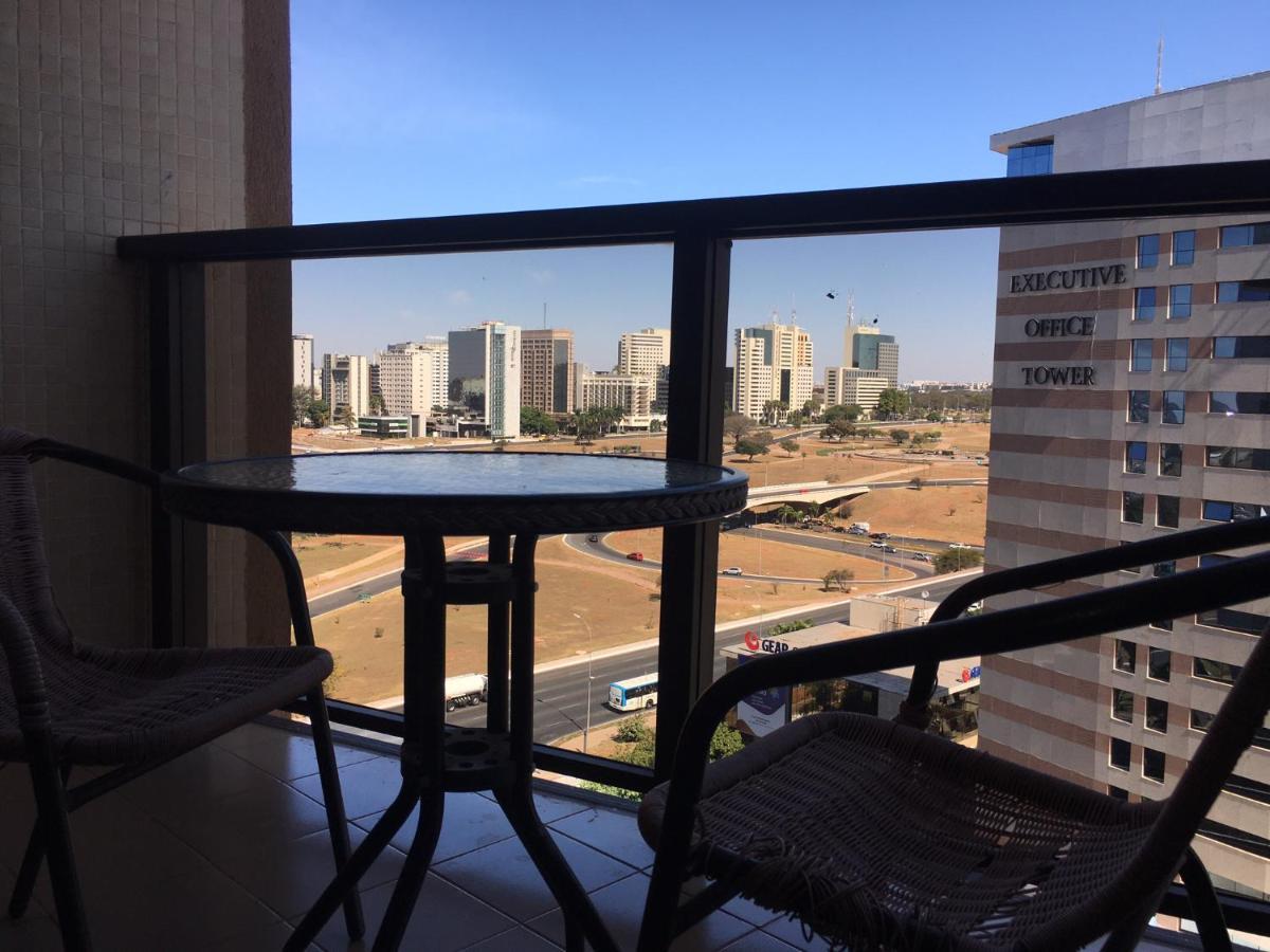 Apart Hotel No Coracao De Brasilia Kubitschek Plaza Exterior photo